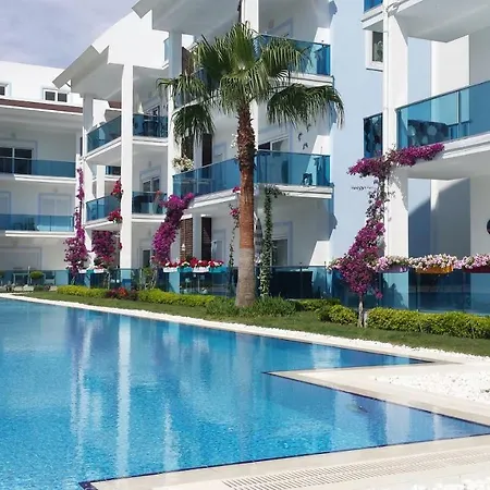 Aqua Garden Residence B6